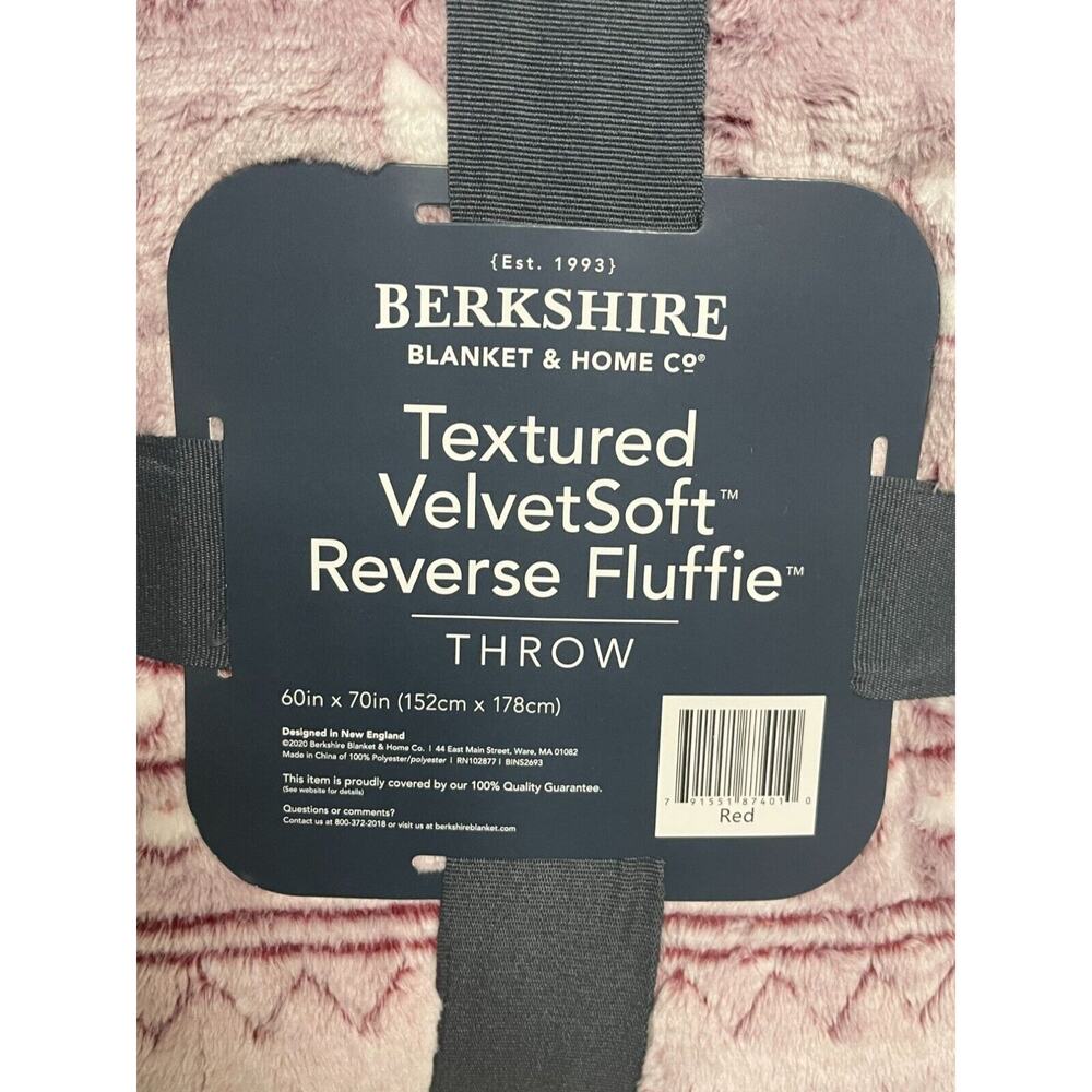 New Berkshire Textured VelvetSoft Reverse Fluffie Throw Blanket Red 60" x 70" - Picture 3 of 4